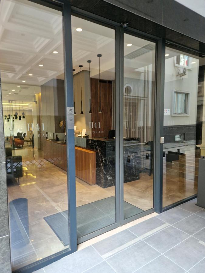 H41 Luxury Suites Belgrado Buitenkant foto