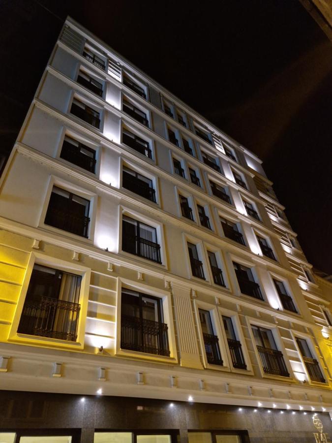 H41 Luxury Suites Belgrado Buitenkant foto