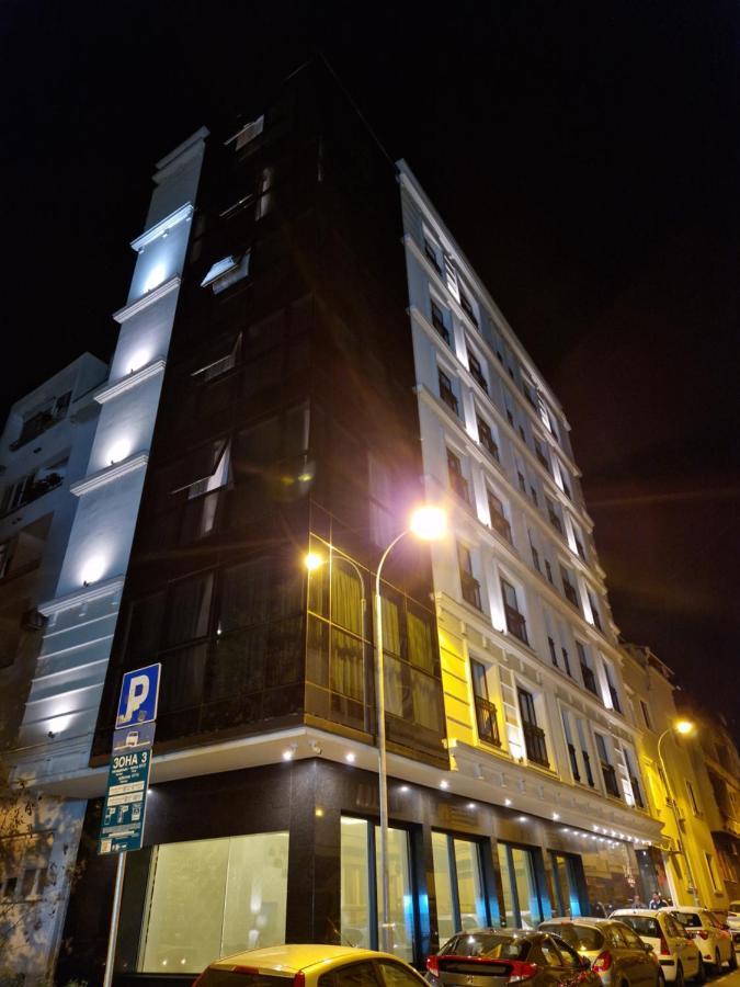 H41 Luxury Suites Belgrado Buitenkant foto