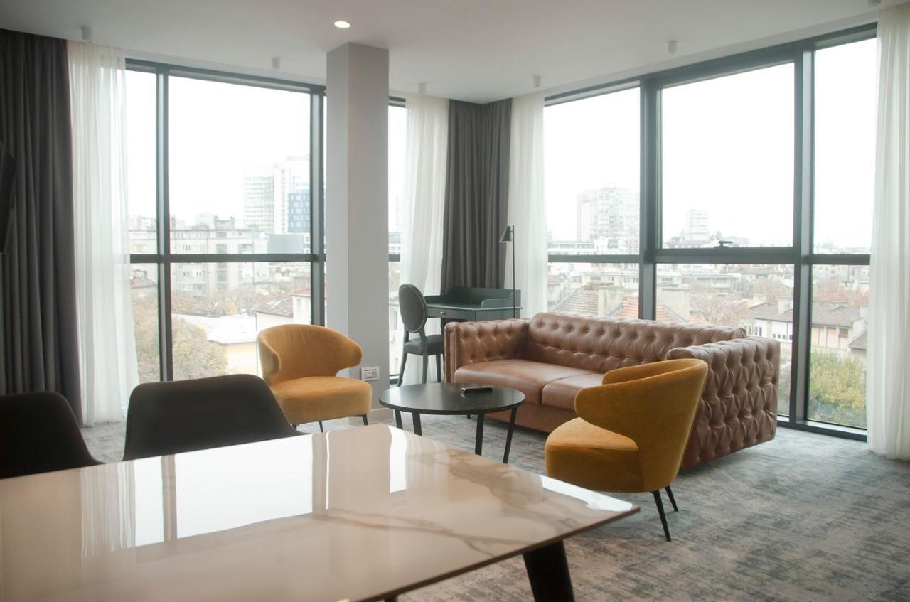 H41 Luxury Suites Belgrado Buitenkant foto