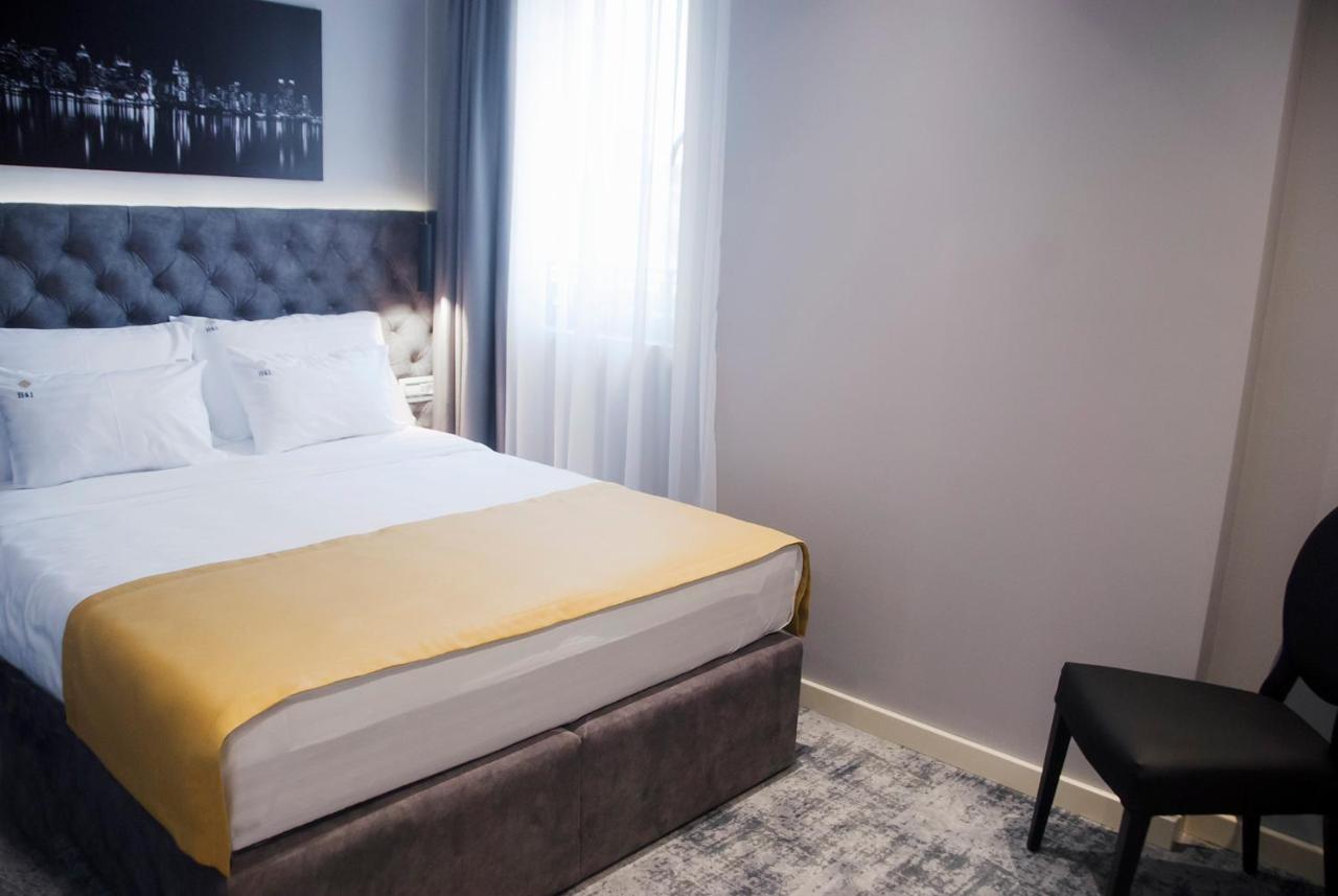 H41 Luxury Suites Belgrado Buitenkant foto
