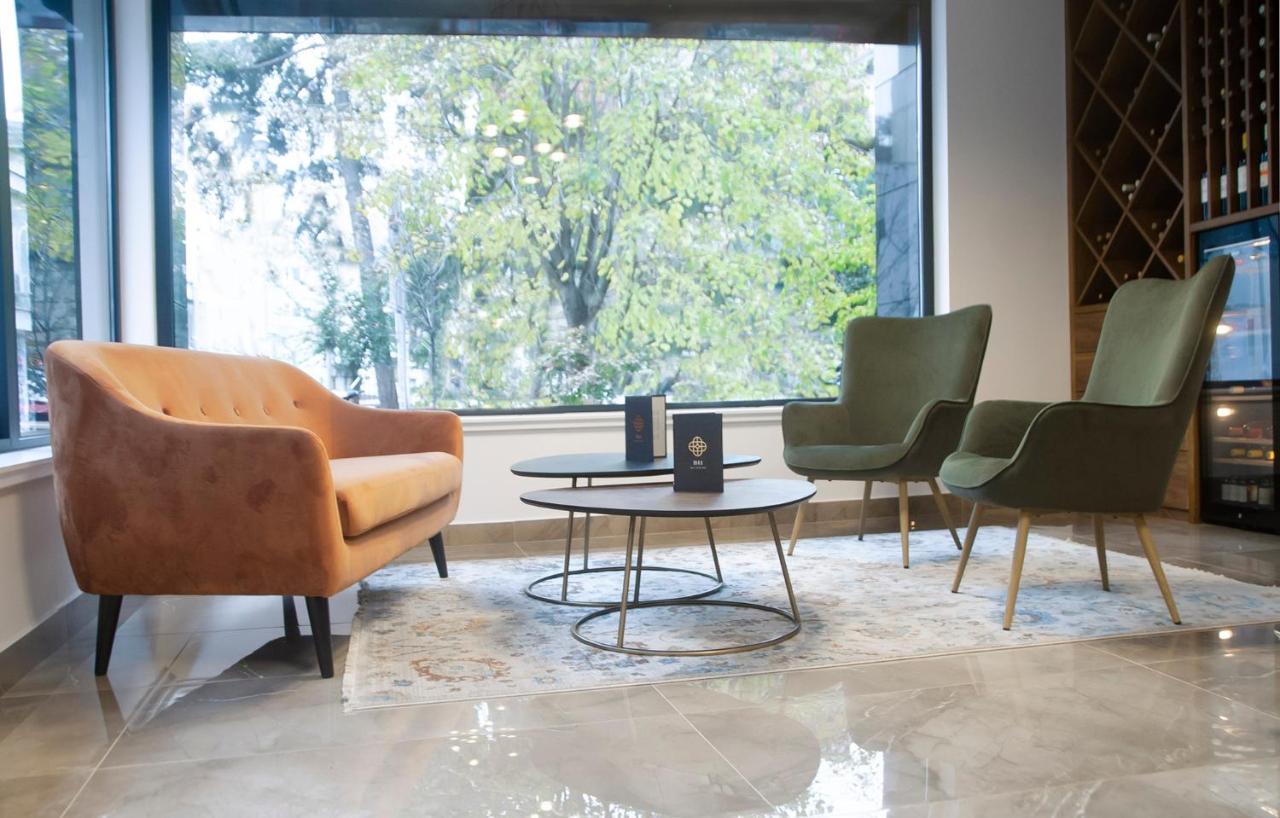 H41 Luxury Suites Belgrado Buitenkant foto