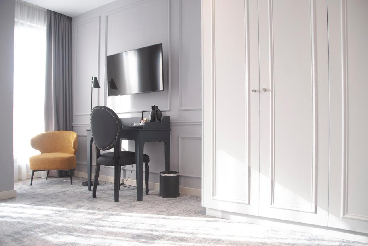 H41 Luxury Suites Belgrado Buitenkant foto