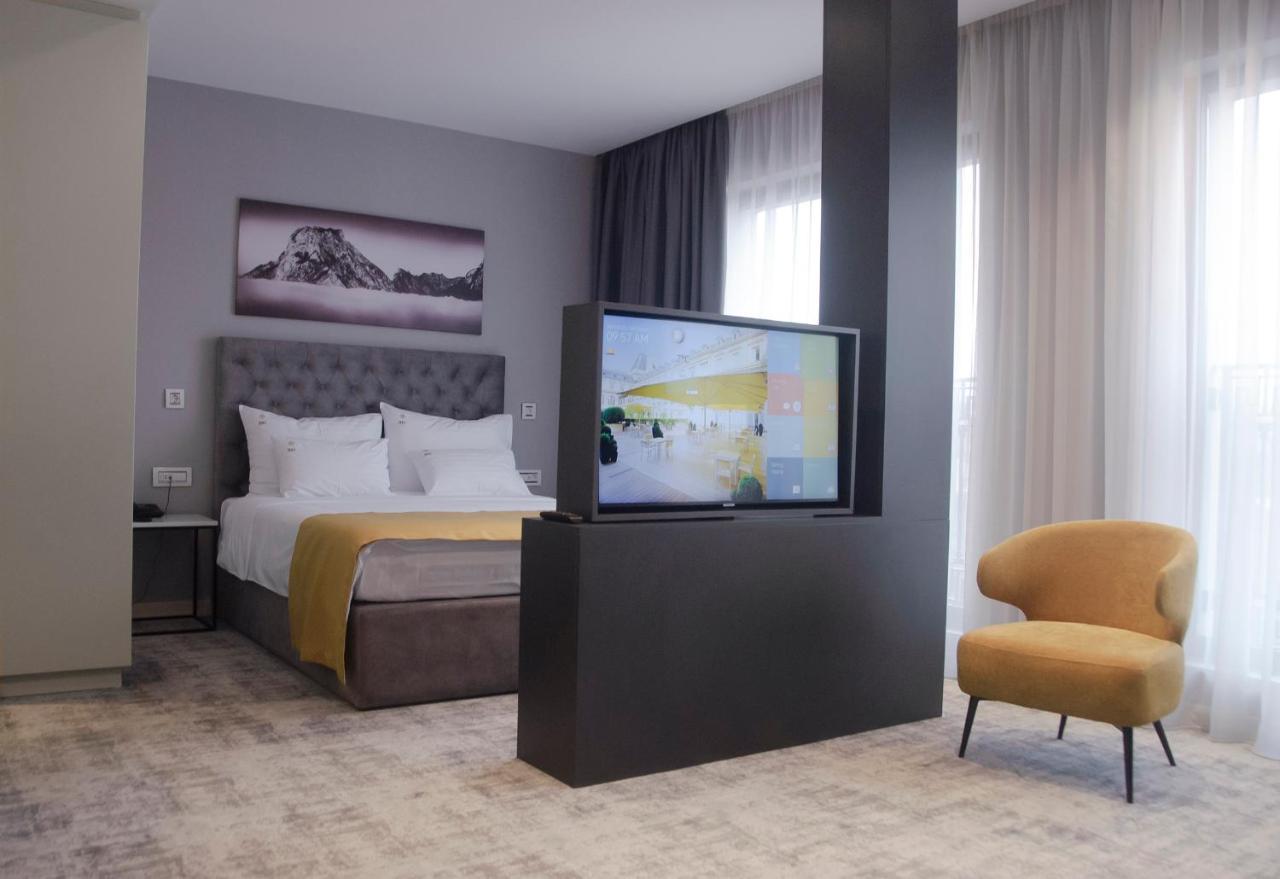 H41 Luxury Suites Belgrado Buitenkant foto