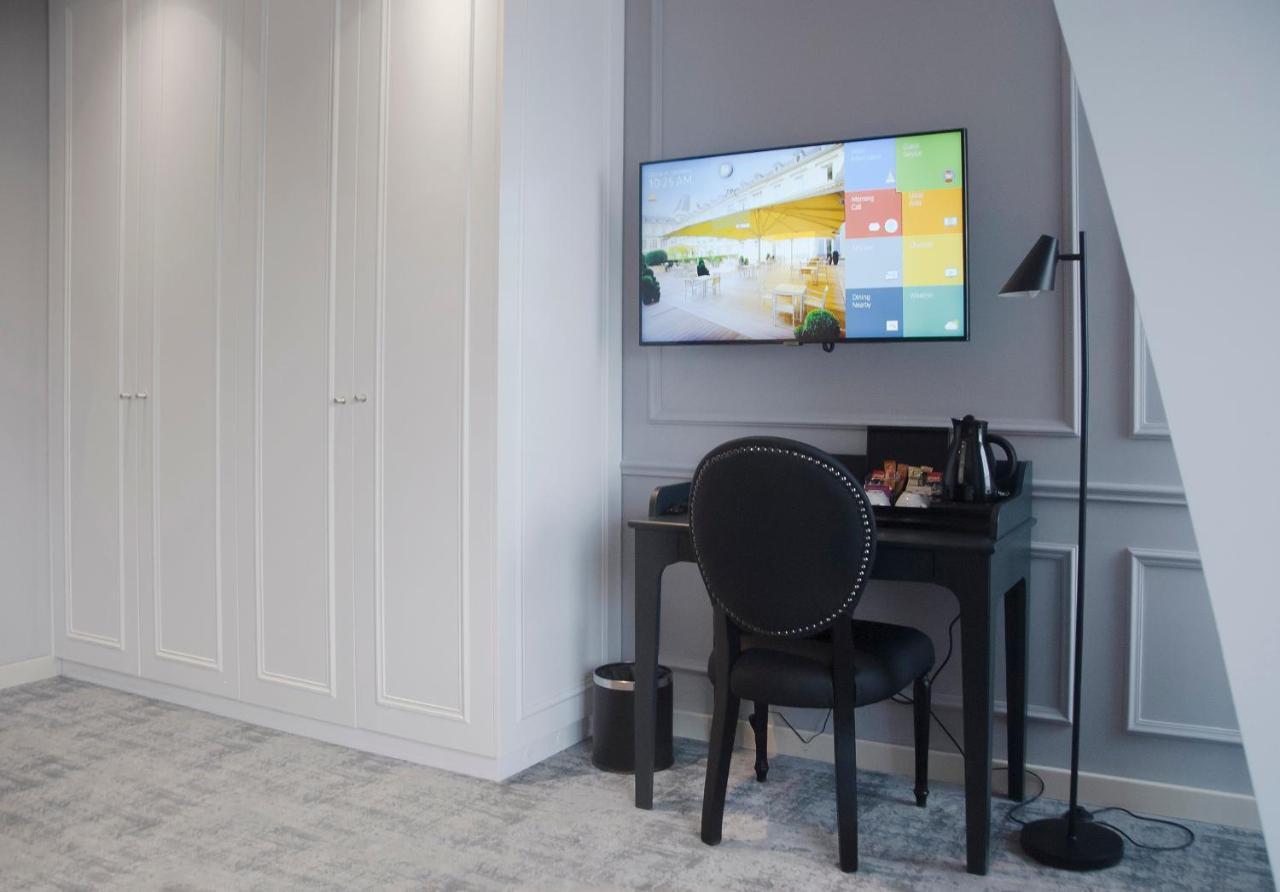 H41 Luxury Suites Belgrado Buitenkant foto