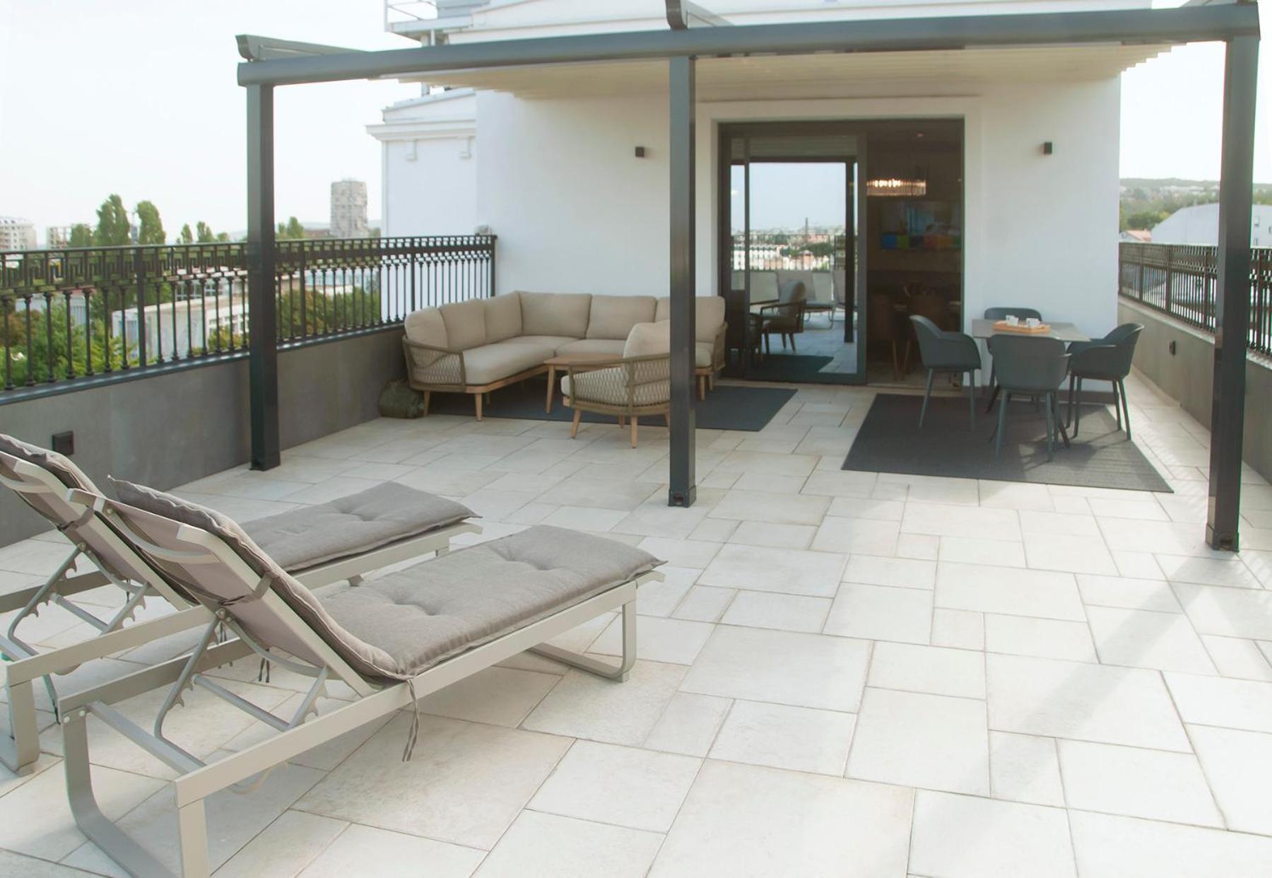 H41 Luxury Suites Belgrado Buitenkant foto